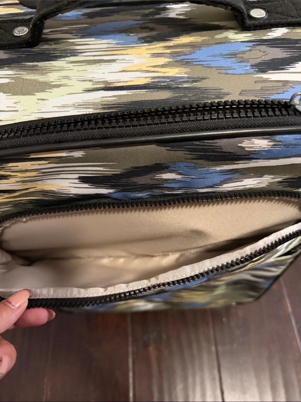 Kipling Blue, Olive & Black Patterned Spinner Carry-On